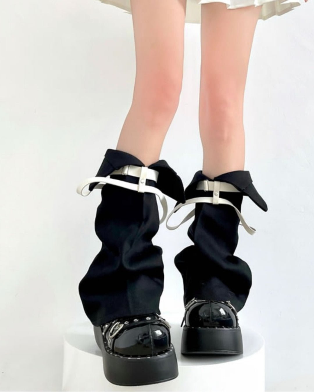 GyaruLab Belted Slouch Leg Warmers – Street Style - GyaruLab