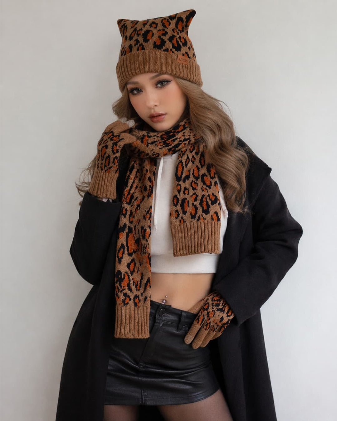 GyaruLab Beanie Scarf Gloves 3-Piece Winter Set