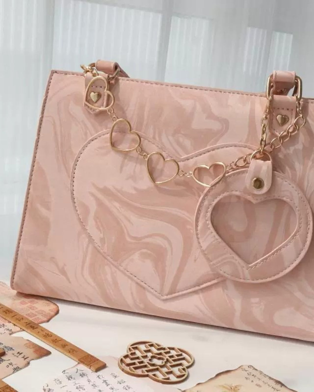 Itamoon Elegant Heart Chain Tote Ita Bag
