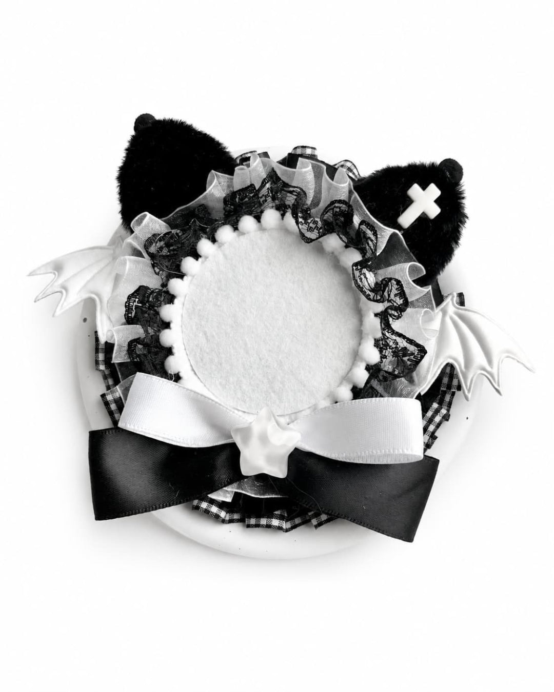 Itamoon Holder – Cat Wing 58–75mm Badge Rosette