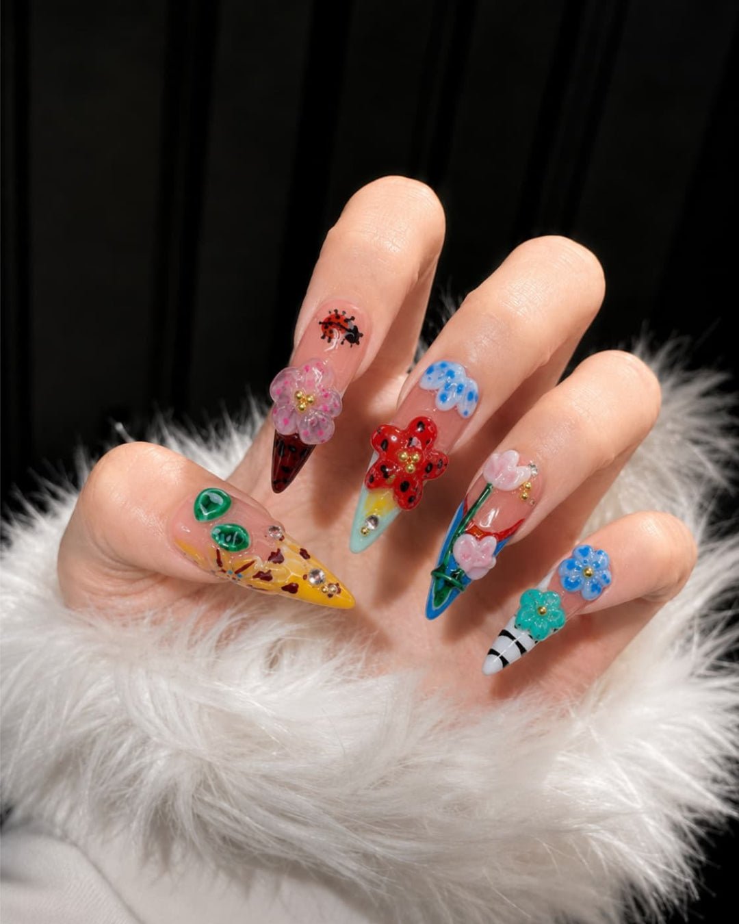 GyaruLab 3D Flower Butterfly Press-On Nail Set - GyaruLab