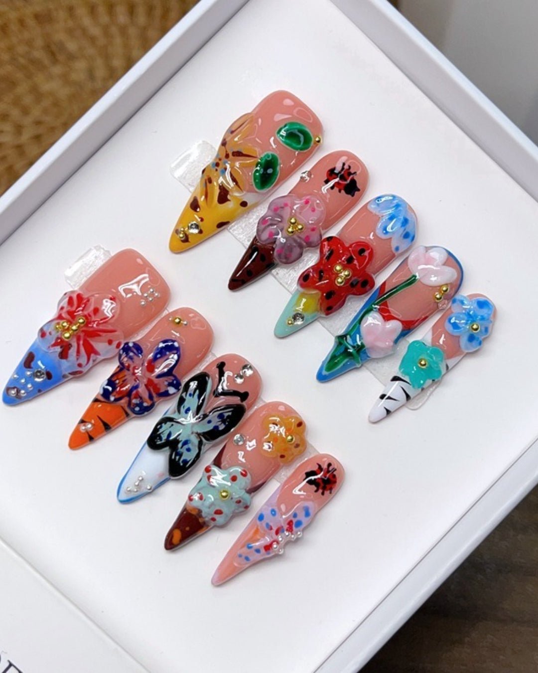 GyaruLab 3D Flower Butterfly Press-On Nail Set - GyaruLab