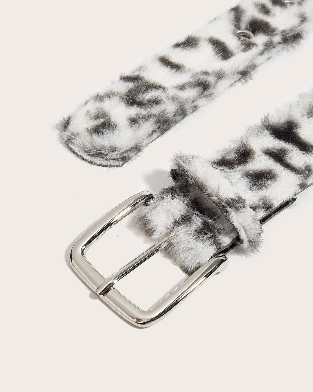 GyaruLab Agejo Fuzzy Leopard Waist Belt - GyaruLab