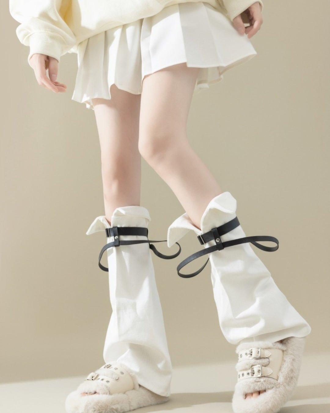 GyaruLab Belted Slouch Leg Warmers – Street Style - GyaruLab