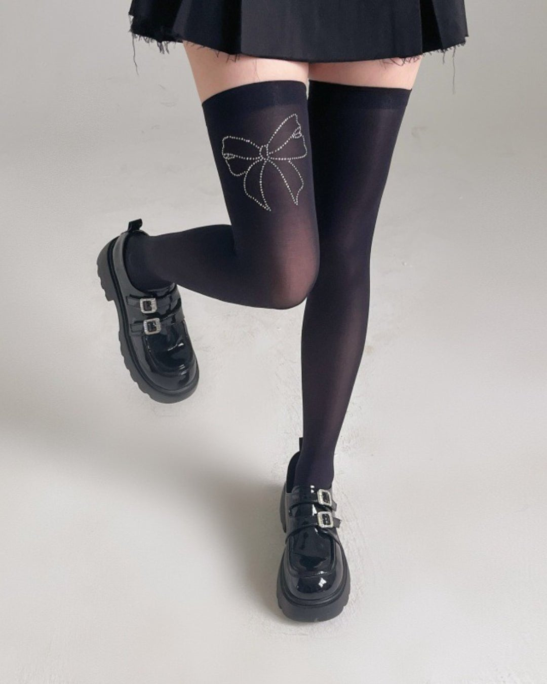 Gyarulab Bow Print Thigh High Stockings - GyaruLab