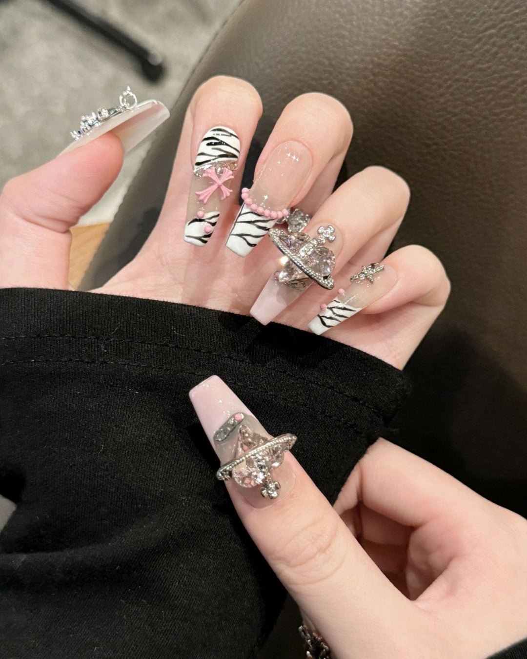 GyaruLab "Cosmic Zebra" Pink Orb Nails - GyaruLab