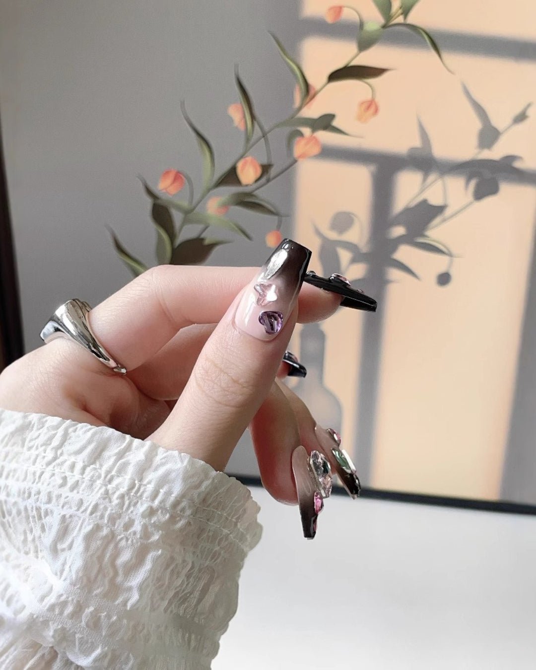 GyaruLab Crystal Heart Glam Press-On Nails - GyaruLab