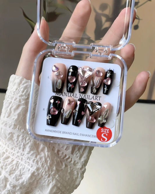 GyaruLab Crystal Heart Glam Press-On Nails - GyaruLab