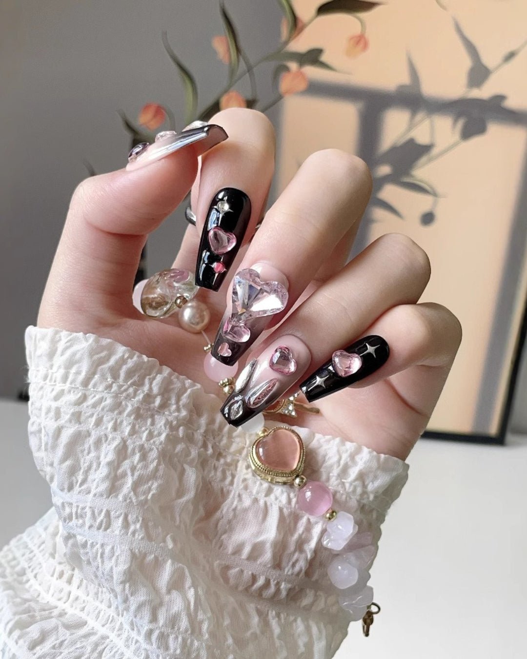 GyaruLab Crystal Heart Glam Press-On Nails - GyaruLab