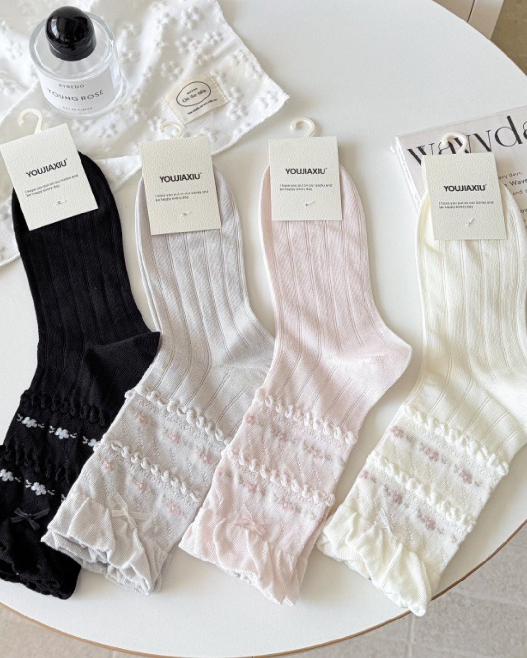GyaruLab Lace Bow Floral Socks – Soft Girl Gyaru Mid - Calf - GyaruLab