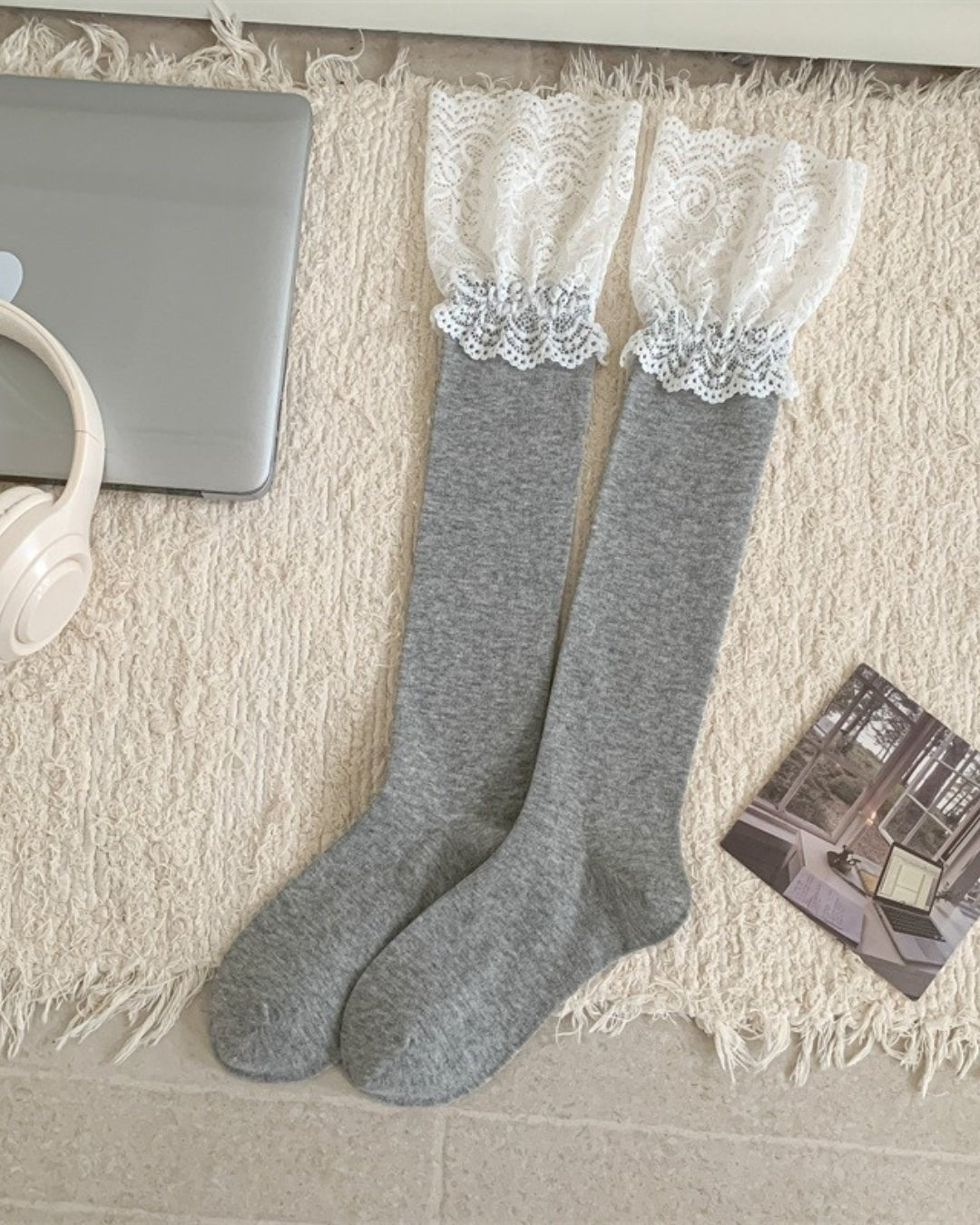 GyaruLab Lace Top Knee High Socks – Elegant Gyaru Long Socks - GyaruLab