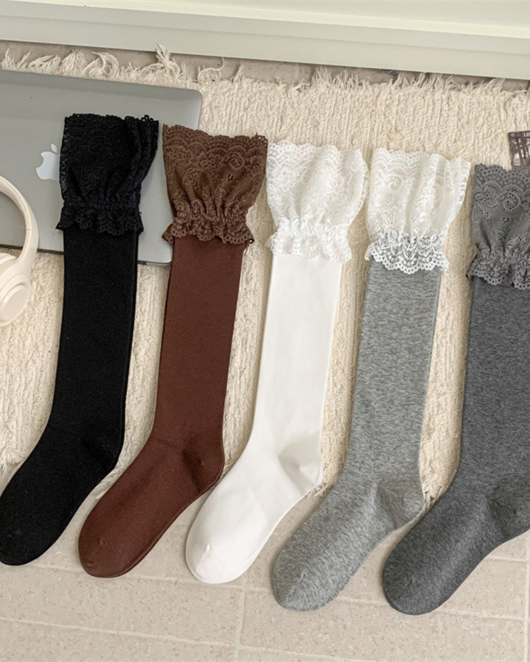 GyaruLab Lace Top Knee High Socks – Elegant Gyaru Long Socks - GyaruLab