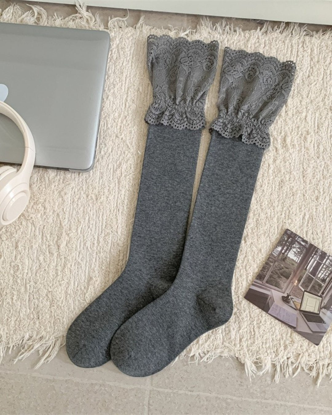 GyaruLab Lace Top Knee High Socks – Elegant Gyaru Long Socks - GyaruLab