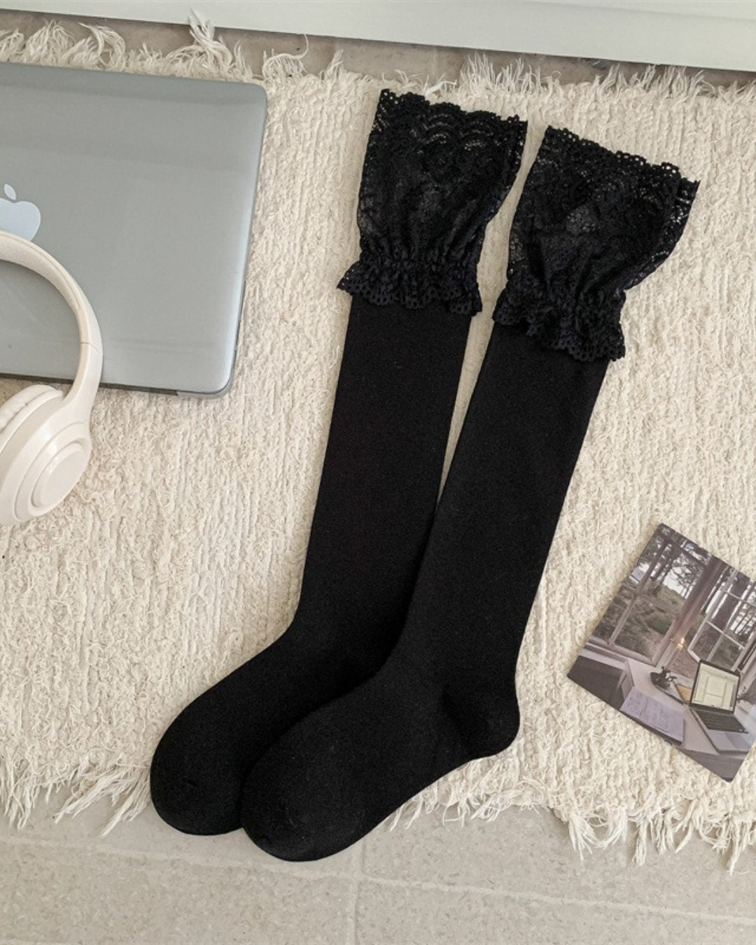 GyaruLab Lace Top Knee High Socks – Elegant Gyaru Long Socks - GyaruLab