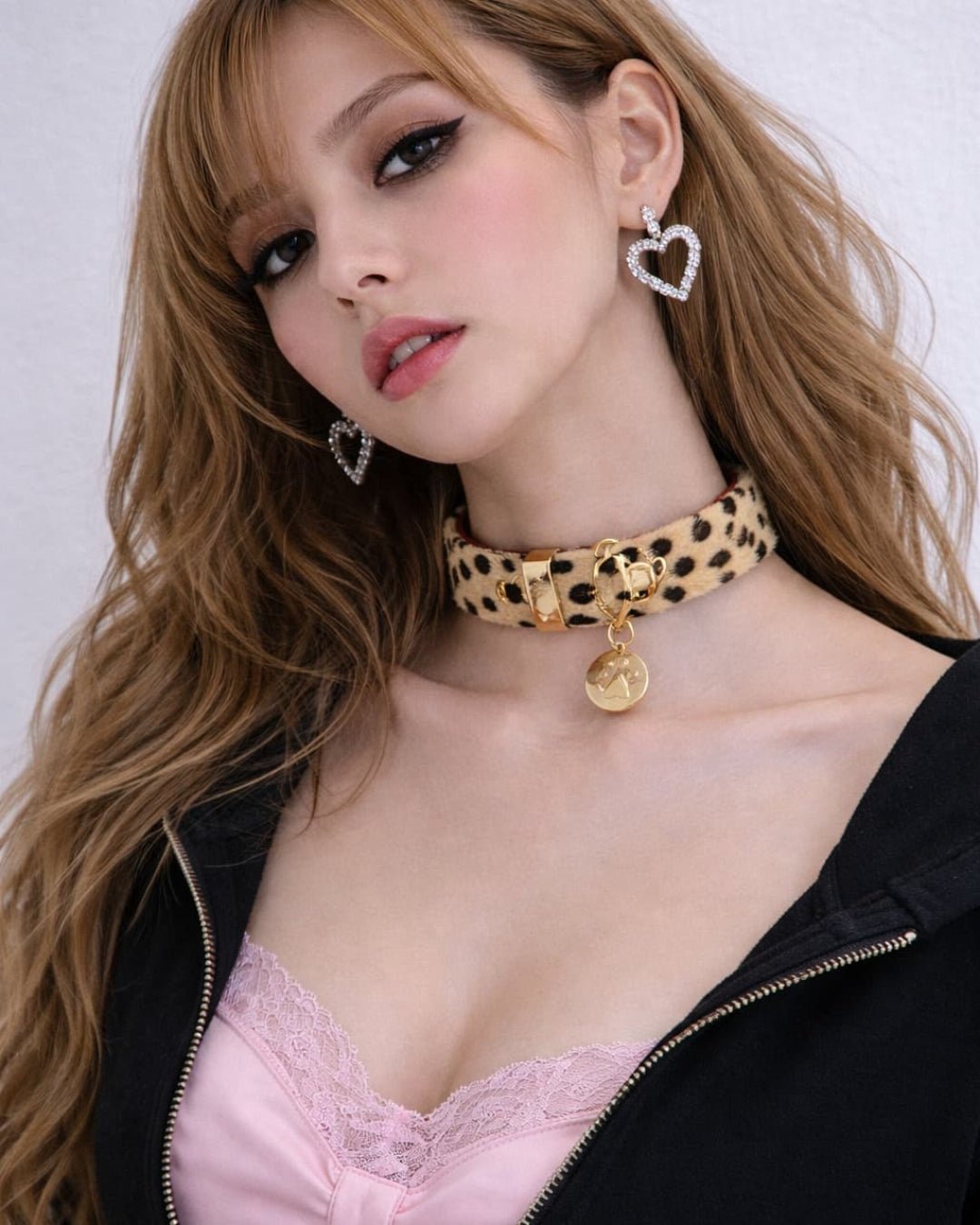 GyaruLab Leopard Fur Choker– Y2K Neck - GyaruLab