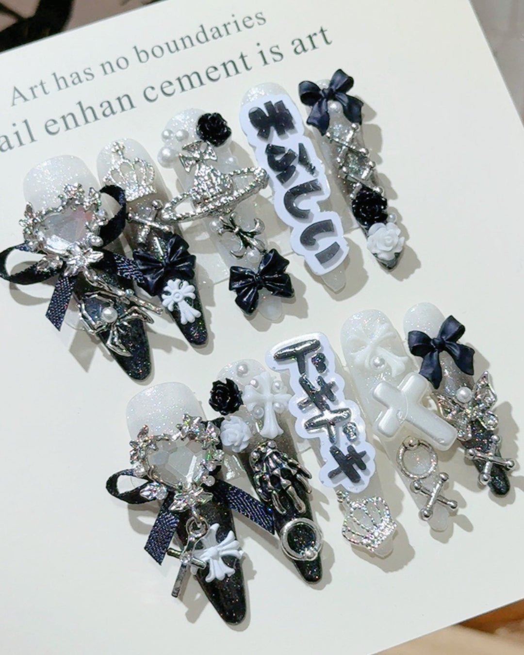 GyaruLab "Mono - Toxic" Jirai Script Nails - GyaruLab