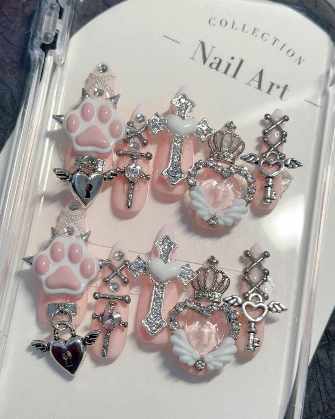GyaruLab "Paw & Ponder" Gothic Kitten Nails - GyaruLab