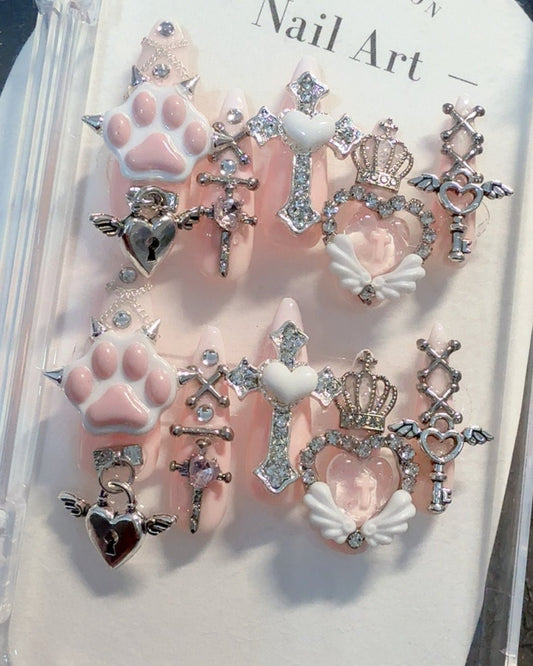 GyaruLab "Paw & Ponder" Gothic Kitten Nails - GyaruLab