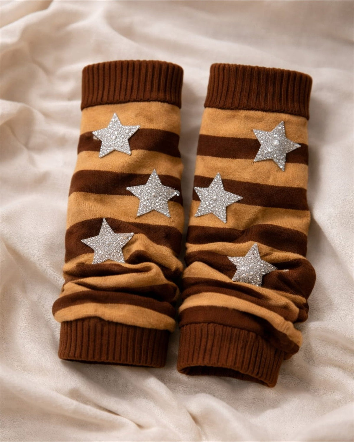 GyaruLab Star Patch Striped Leg Warmers - GyaruLab