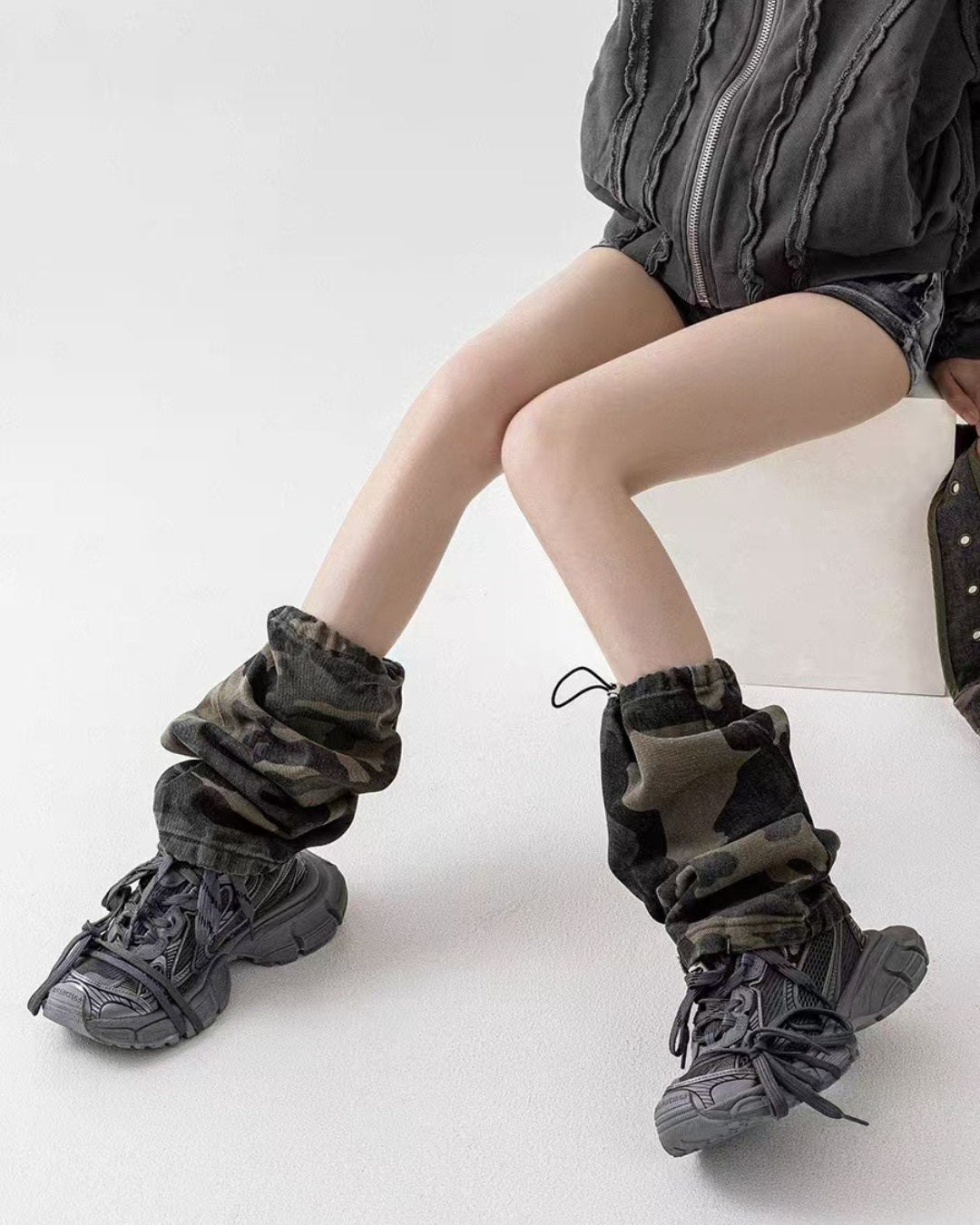 GyaruLab Tactical Camo Leg Covers - GyaruLab