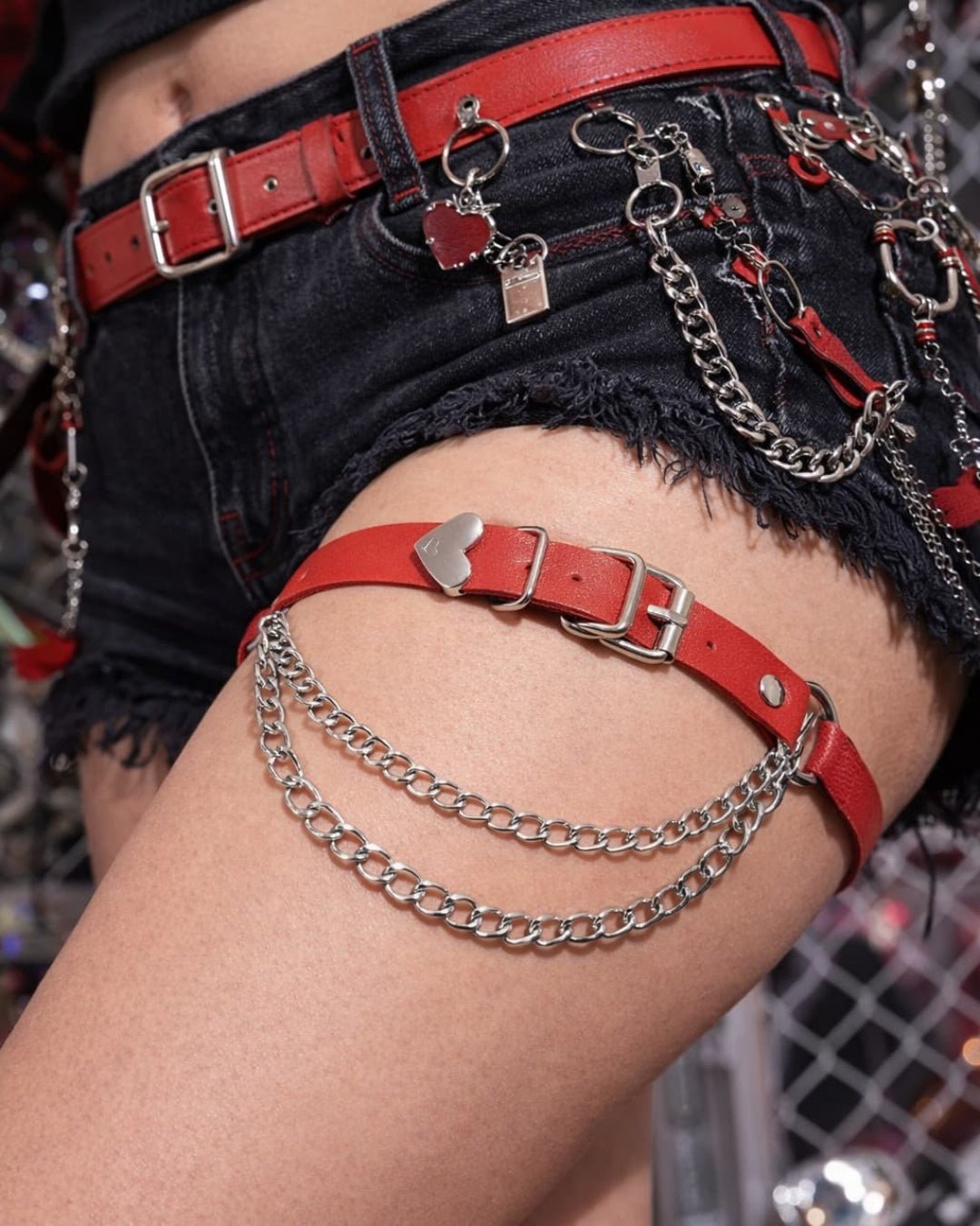 GyaruLab Y2K Chain Garter Leg Strap - GyaruLab
