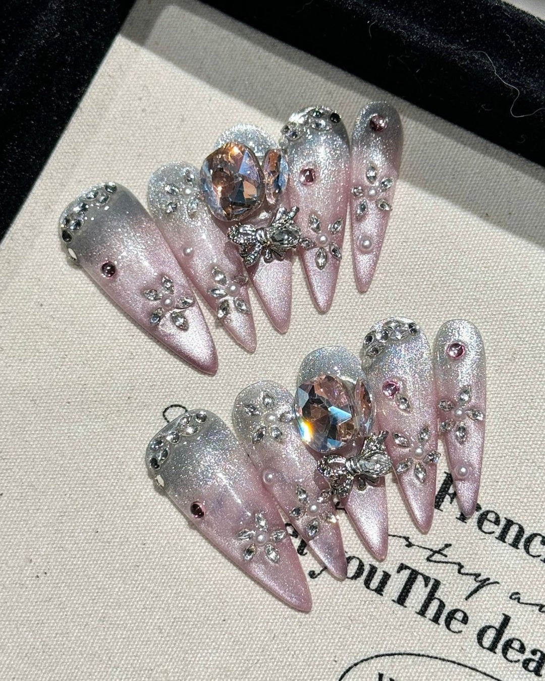 GyaruLab Y2K Leopard Crystal Bow Long Nail Set - GyaruLab