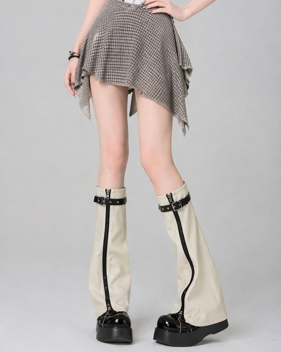 GyaruLab Y2K Zip Buckle Leg Warmers - GyaruLab